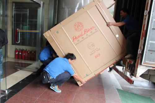称多钢琴贵重工艺品无忧运